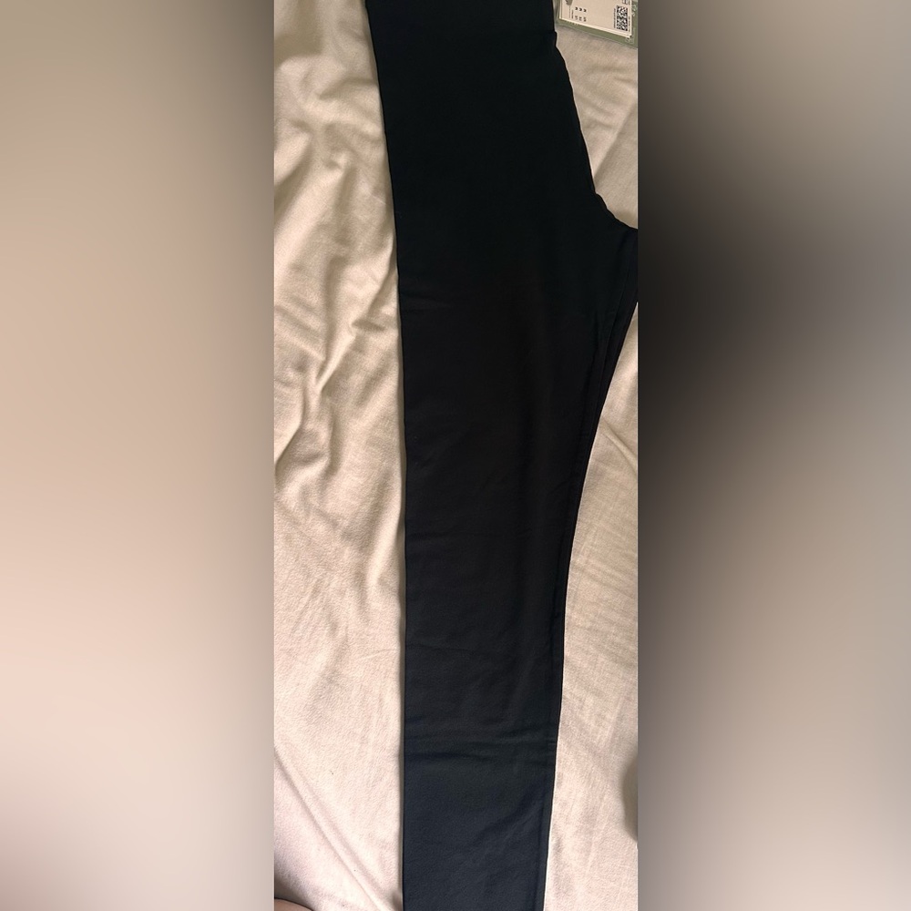 Black H&M leggings
